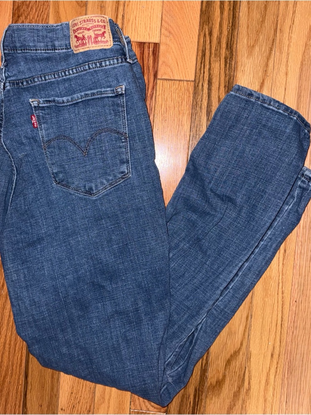 Levi’s 321 Shaping Skinny Jeans Distressed Size 32 High Rise